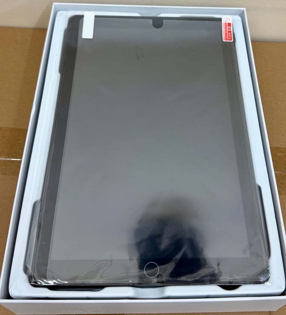 Android 10.1-inch Tablet Computer with Stylus - Picture 3 of 5